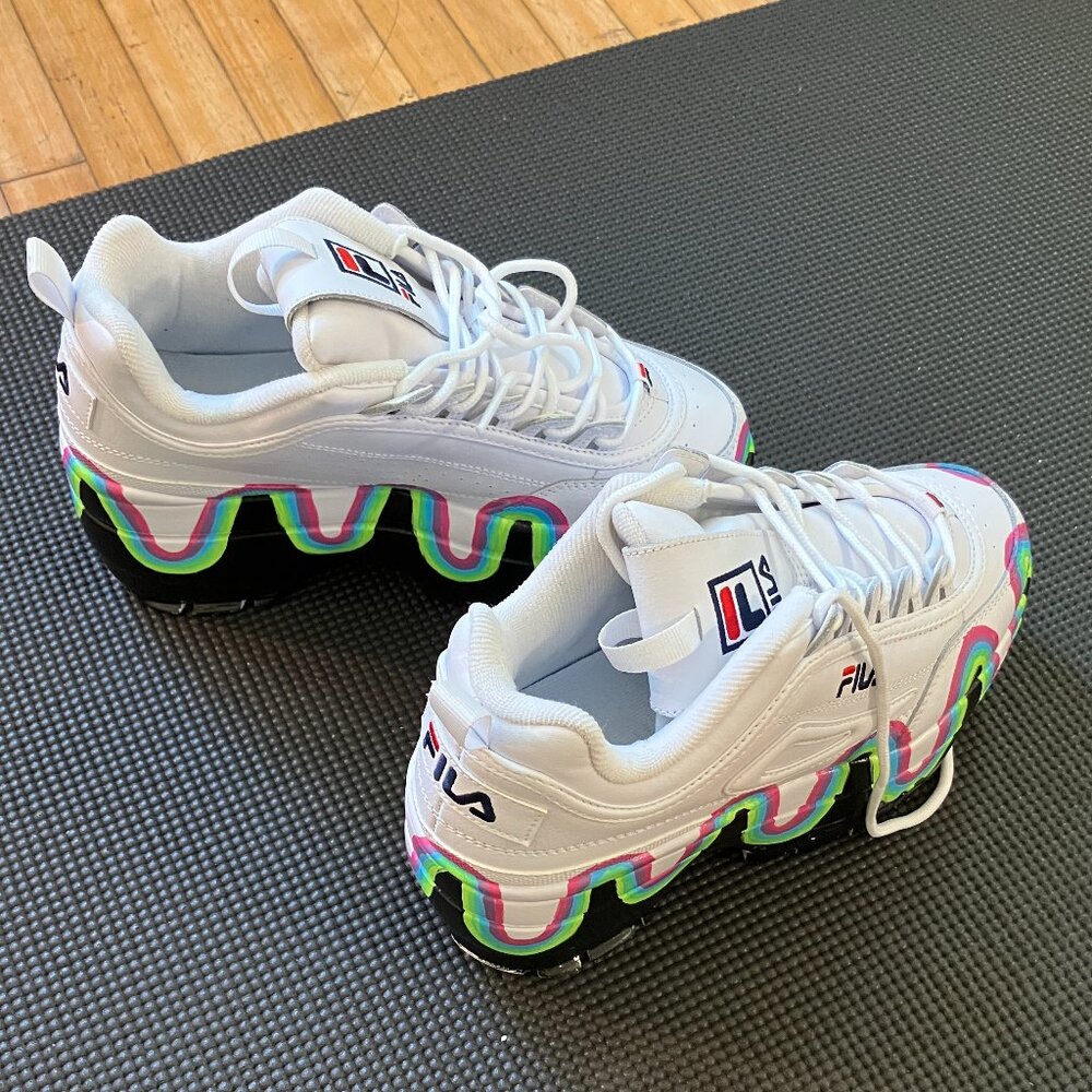 US 8 Fila Disruptor Platform